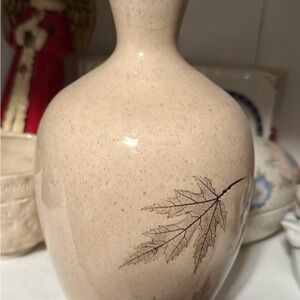 Nemadji Pottery Cream Vase with Leaf Design